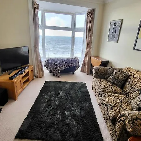Stunning Aberystwyth South Beach Apartment Exterior photo