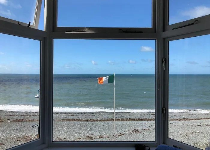 Stunning Aberystwyth South Beach Apartment